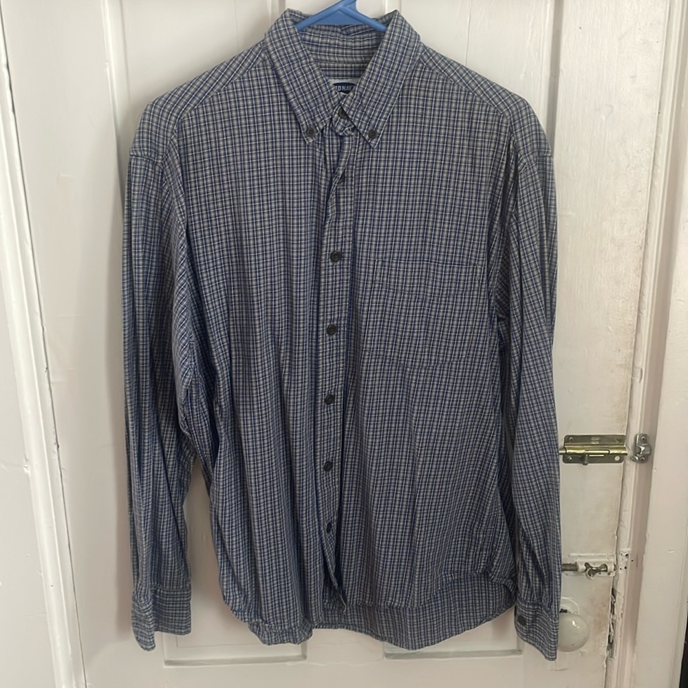Men’s Old Navy Button-Down Dress Shirt